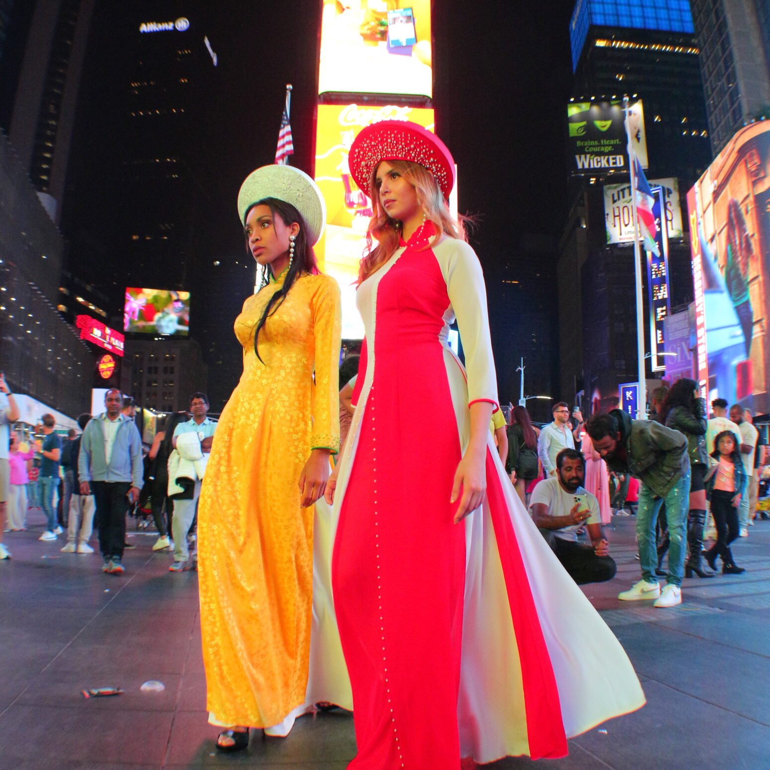 PHOTOSHOOT & CITY TOURS