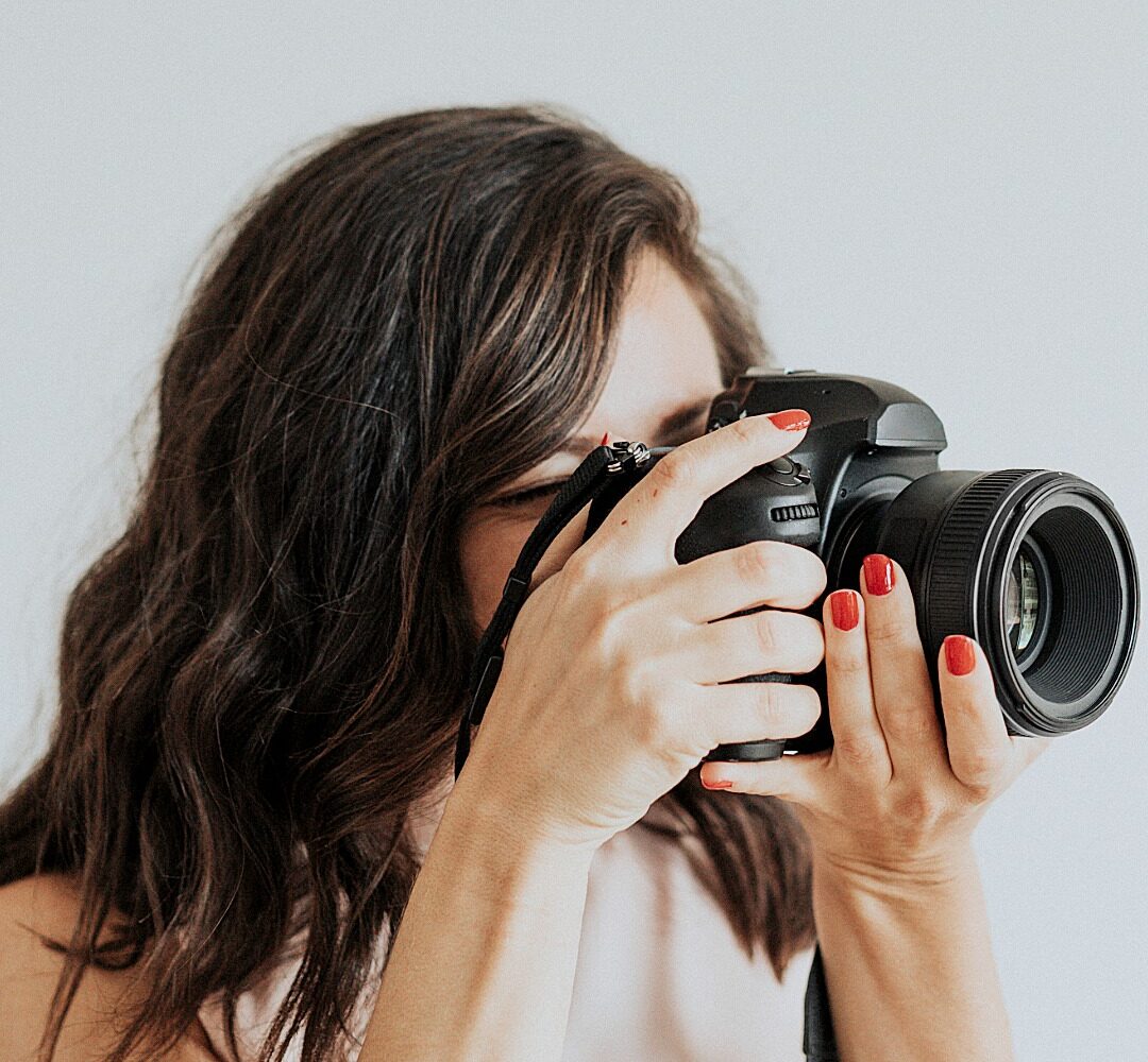 PHOTOSHOOT & CITY TOURS